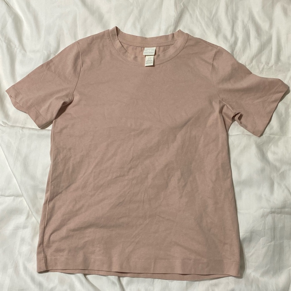 H&M basics dusty pink short sleeve woman’s size xs tee.